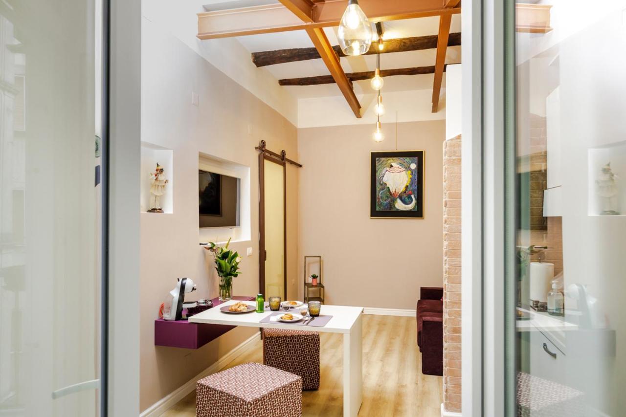 נאפולי Vicky'S Luxury Guesthouse מראה חיצוני תמונה